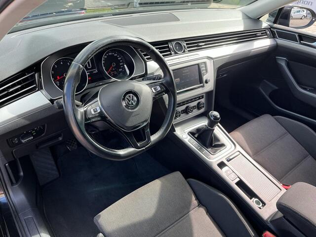 Volkswagen PASSAT Variant 1.4 TSI ACT Connected Series Plus |
