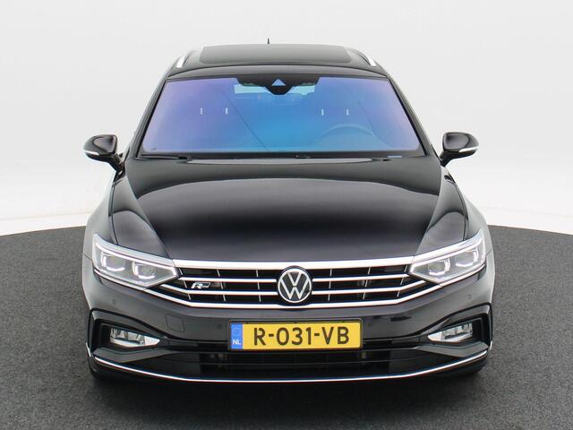 Volkswagen PASSAT Variant 1.5 TSi 150 Pk Automaat R-Line Business + | Panoramadak | Leer/Alcantara | Led