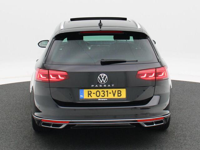 Volkswagen PASSAT Variant 1.5 TSi 150 Pk Automaat R-Line Business + | Panoramadak | Leer/Alcantara | Led