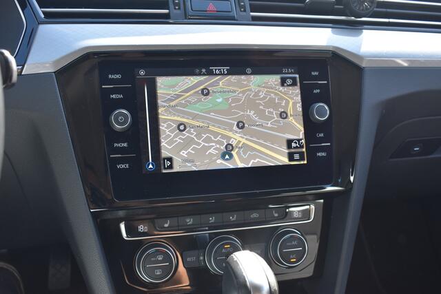 Volkswagen PASSAT Variant 1.5 TSI Comfort Business Navigatie | Camera | Stoelverwarming | ACC | 12 mnd BOVAG garantie Whatsapp 06-53188999