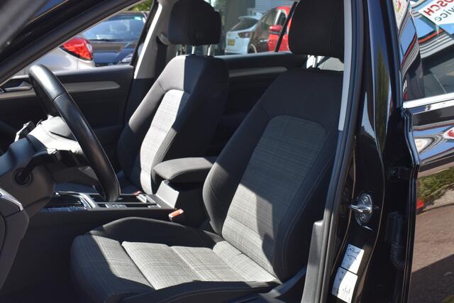 Volkswagen PASSAT Variant 1.5 TSI Comfort Business Navigatie | Camera | Stoelverwarming | ACC | 12 mnd BOVAG garantie Whatsapp 06-53188999