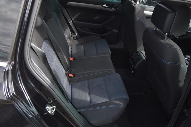 Volkswagen PASSAT Variant 1.4 TSI PHEV GTE Business , TREKHAAK , A UITRIJ CAM , PANORAMADAK , LED KOPL , PDC V+A ,