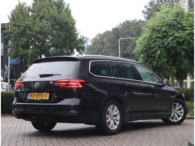 Volkswagen PASSAT Variant 1.4 TSI Comfortline Business / Adapt. Cruise / Navigatie