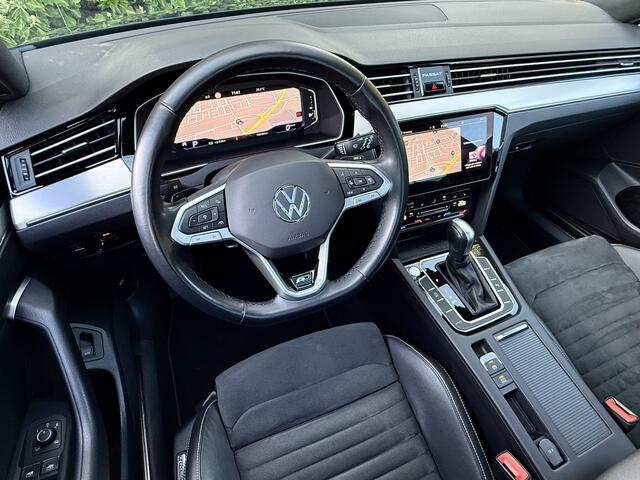 Volkswagen PASSAT Variant 1.5 TSI R-Line I Pano I VOL!