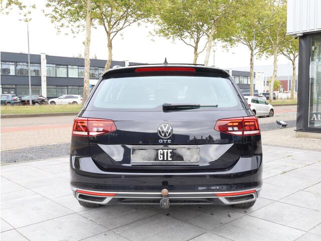 Volkswagen PASSAT Variant GTE 1.4 TSI PHEV 218PK | Panodak | Virtual | Keyless | Camera | Trekhaak | Stoel&Stuurverwarming |