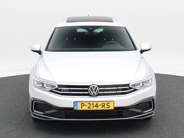 Volkswagen PASSAT Variant 1.4 TSi 218 Pk Automaat PHEV GTE Business | Panoramadak | Full LED | 18 Inch | Camera | CarPlay | Stoelverwarming | 87.680 Km!!