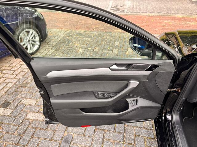 Volkswagen PASSAT Variant 1.4 TSI PHEV GTE Business