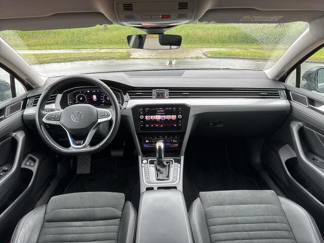 Volkswagen PASSAT 1.4 TSI PHEV GTE Business | 218 Pk | DCC | A-Camera | ERGO | Trekhaak |