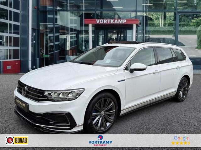 Volkswagen PASSAT 1.4 TSI DSG GTE PANO-DAK/TREKHAAK/CAMERA/NAVI/CARPLAY/HUD/ACC/E-KLEP
