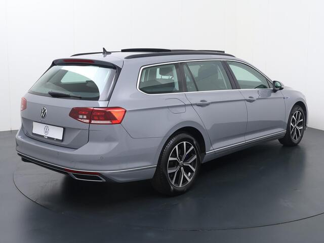 Volkswagen PASSAT Variant 1.4 TSI PHEV GTE Business | 218 PK | SoH 97% | Trekhaak wegklapbaar | Panoramadak | Adaptive cruise control |