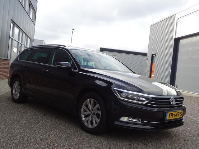 Volkswagen PASSAT Variant 1.4 TSI Comfortline Business AUTOMAAT| NAVIGATIE| MULIMEDIA| AIRCO/ECC| CRUISECONTROLL| PARKEERSENSOREN
