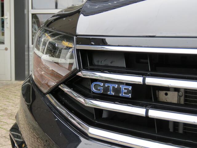 Volkswagen PASSAT 1.4 TSI PHEV GTE BNS / Pano / Wegklap.haak / Stoelverw. / Camera / BOVAG garantie