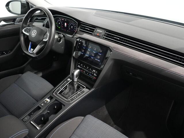 Volkswagen PASSAT Variant 1.4 TSI PHEV GTE Business | Matrix IQ | Virtual |Standkachel | Pano | Zwenkhaak |