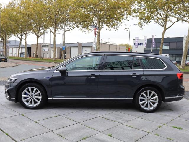 Volkswagen PASSAT Variant GTE 1.4 TSI PHEV 218PK | Adaptive Cruise | Carplay/Android | Stoelverwarming |
