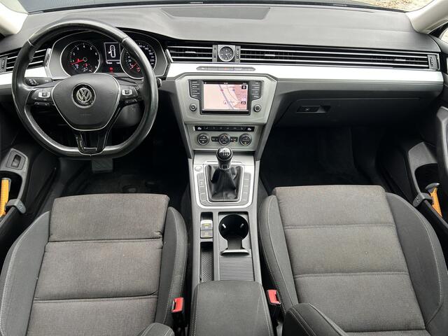 Volkswagen PASSAT Variant 1.4 TSI ACT Connected Series Plus ADAPT CRUISE TREKHAAK ECC