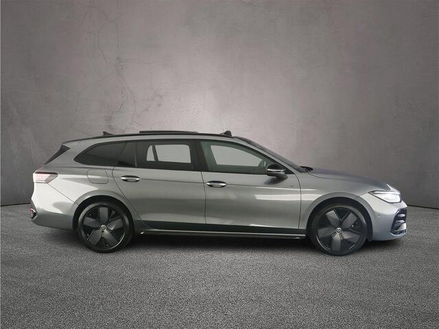 Volkswagen PASSAT Variant R-Line Edition 1.5 TSI eHybrid 272pk DSG Automaat Trekhaak, Panoramadak, Harman Kardon audio, Adaptive cruise control, Black Style