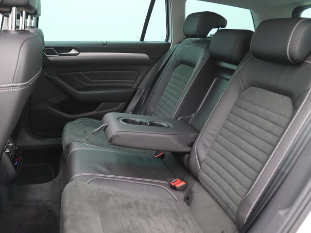 Volkswagen PASSAT Variant 1.4 TSI PHEV GTE Business 218PK DSG Pano-Schuifdak, Adaptieve Cruise Controle, 360gr. Camera, Elektr. Achterklep, Digital Cockpit, Stoel-stuurverwarming, Keyless, 17" LM Velgen