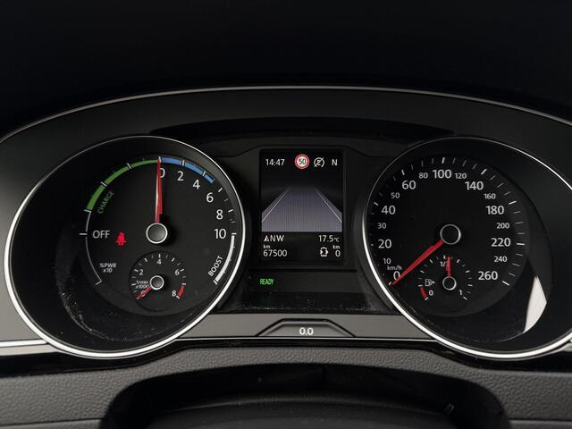 Volkswagen PASSAT Variant 1.4 TSi 218 Pk Automaat PHEV GTE Business | Camera | CarPlay | Adaptive Cruise | Stoelverwarming | Elektrische Achterklep | LED | 17 Inch | 67.515 Km!