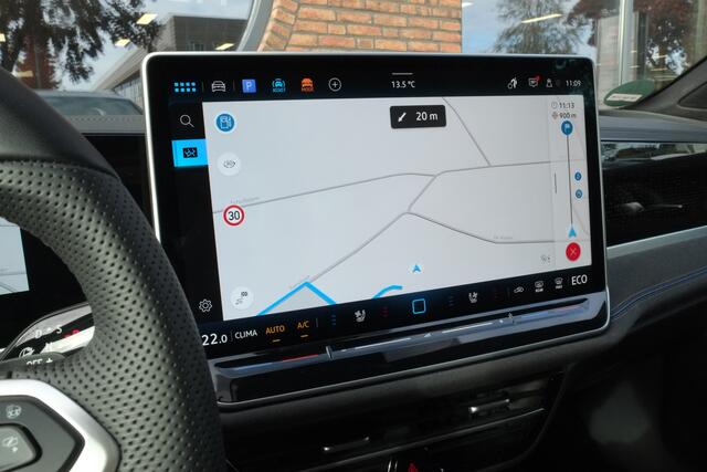 Volkswagen PASSAT Variant 1.5 eHybrid 272pk R-Line Edition Trekhaak, 360° Camera, Headup display