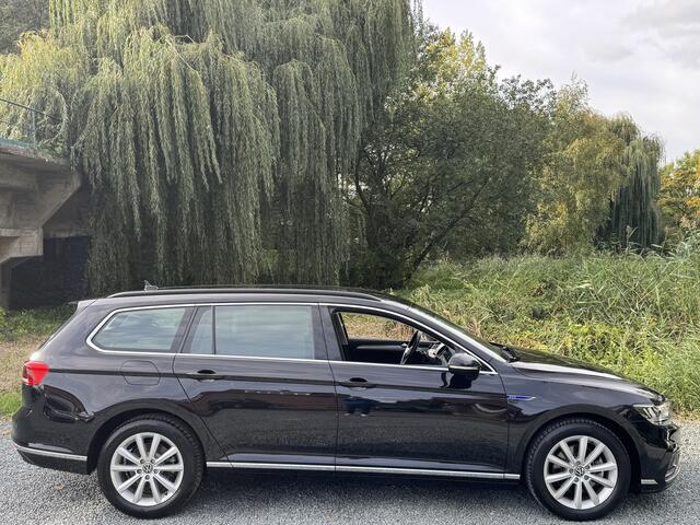 Volkswagen PASSAT Variant 218PK DSG HYBRID GTE BUSINESS CAMERA//SIDE-ASSIST/STUURVERW.