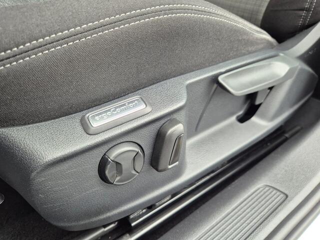 Volkswagen PASSAT Variant 1.5 TSI Business DSG | Virtual | LED | Elek. achterklep