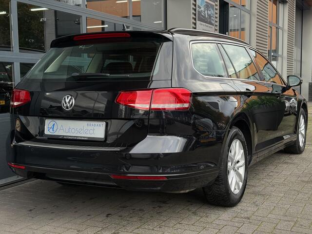 Volkswagen PASSAT Variant 1.5 TSI Highline DSG Navi Camera