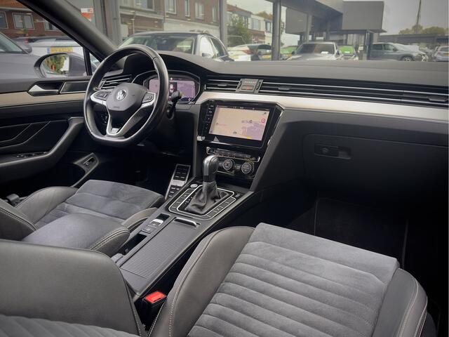 Volkswagen PASSAT 1.5 TSI AUT7 ELEGANCE R-LINE 112D.KM! LEDER NAVI CAMERA DIGI-DASH APPLE-CARPLAY LED LMV PDC