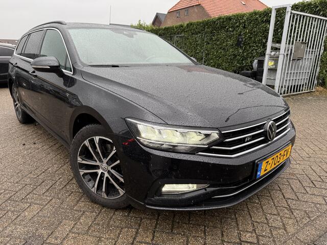 Volkswagen PASSAT Variant 2.0 TDI Business R-LINE FULL OPTION - COMING SOON