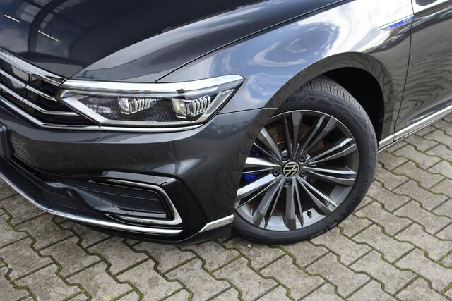 Volkswagen PASSAT Variant 1.4 TSI PHEV GTE Business | 360 Camera | ACC | Virtueel | 18 Inch |