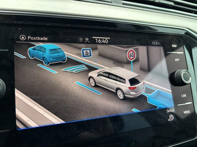 Volkswagen PASSAT Variant 1.5 TSI Automaat Elegance Business R Full LED / Navigatie / Sport interieur