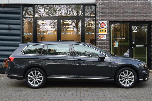 Volkswagen PASSAT Variant 1.4 TSI PHEV 160kW GTE LED/ACC/Navi/App-Connect/17"/Trekhaak afneembaar