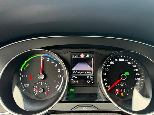 Volkswagen PASSAT Variant 1.4 TSI PHEV GTE Business trekhaak, leer, navi, cruise