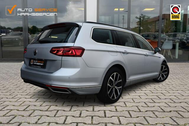 Volkswagen PASSAT Variant 1.4 TSI PHEV GTE Business | Pano | Trekhaak | Camera |