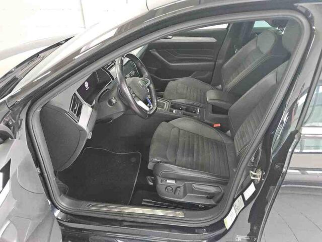 Volkswagen PASSAT Variant 1.4 TSI PHEV GTE Business | Wordt verwacht | Trekhaak | Keyless | 18" Licht metaal