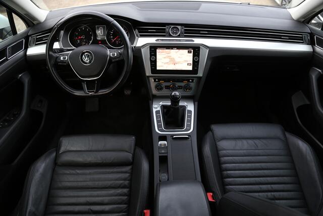 Volkswagen PASSAT Variant 1.4 TSI Highline Leer Navi Camera