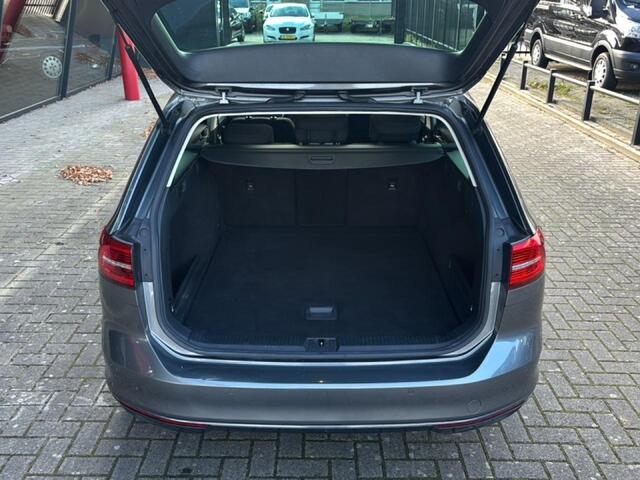 Volkswagen PASSAT Variant 1.4 TSI Connected Series