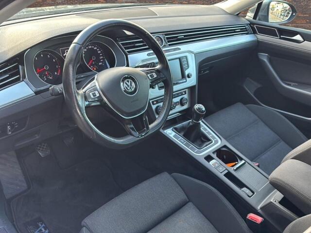 Volkswagen PASSAT Variant 1.4 TSI Connected Series
