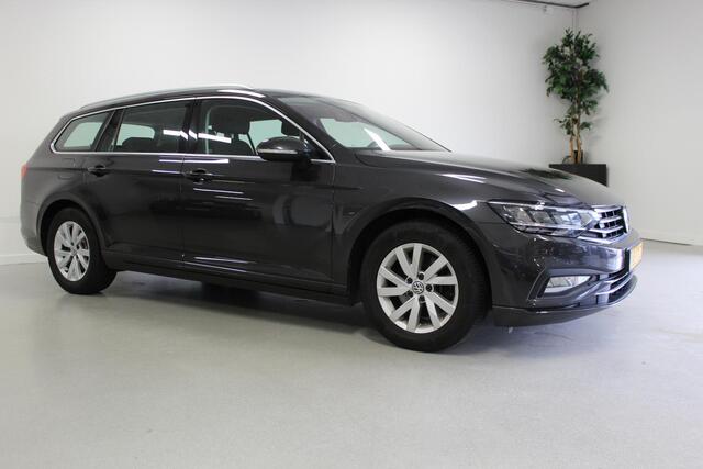 Volkswagen PASSAT Variant 1.6 TDI Comfort Business | TREKHAAK | PDC-V/A | ACC | DAB-RADIO | NAVIGATIE | LED | CARPLAY | E-KLEP |
