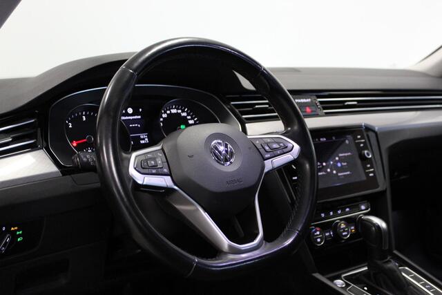 Volkswagen PASSAT Variant 1.6 TDI Comfort Business | TREKHAAK | PDC-V/A | ACC | DAB-RADIO | NAVIGATIE | LED | CARPLAY | E-KLEP |