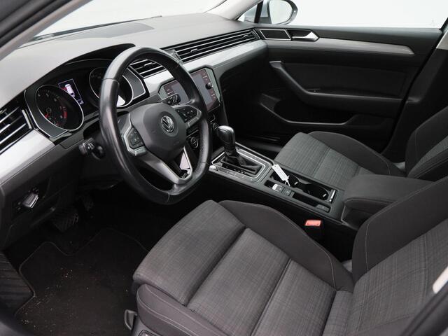 Volkswagen PASSAT Variant 1.5 TSi 150 Pk Automaat Comfort Business | Adaptive Cruise | Stoelverwarming | CarPlay | Achteruitrijcamera | Trekhaak | 16 Inch | 101.536 Km!!