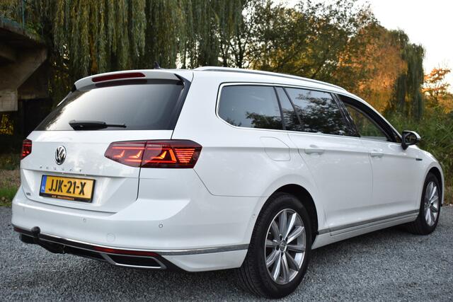 Volkswagen PASSAT Variant 218PK DSG HYBRID GTE BUSINESS TREKHAAK/LEDER/IQ-LIGHT/PANORAMADAK