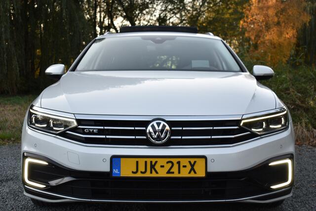 Volkswagen PASSAT Variant 218PK DSG HYBRID GTE BUSINESS TREKHAAK/LEDER/IQ-LIGHT/PANORAMADAK