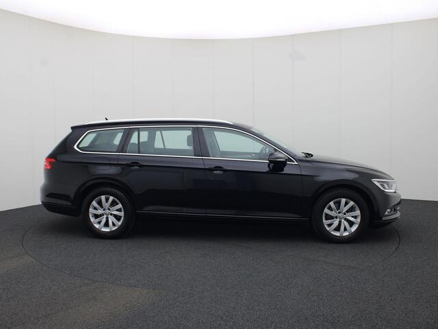 Volkswagen PASSAT Variant 1.4TSI/125PK DSG Comfortline Business · Navigatie · Apple Car Play · Camera + Parkeersensoren