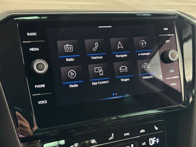 Volkswagen PASSAT Variant 1.4 218pk TSI PHEV GTE Business Navigatiesysteem | Adaptive Cruise Control | Achteruitrijcamera
