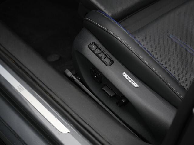 Volkswagen PASSAT Variant 1.5 eHybrid 272 pk DSG R-Line Edition | Panoramadak | Trekhaak | Leder | Geheugen-/massagestoelen | Adaptief onderstel | Harman/Kardon | Head-up display | Rondomzicht camera