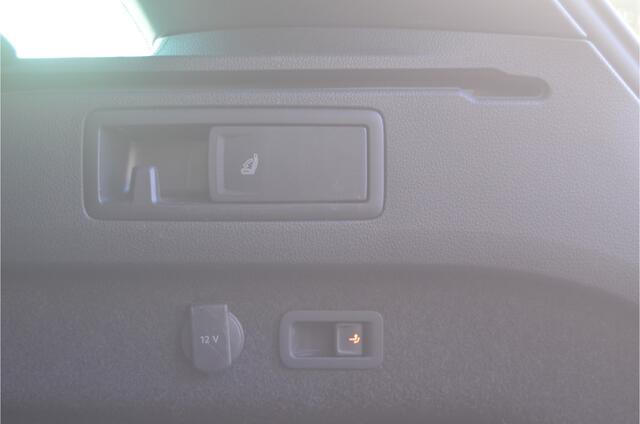 Volkswagen PASSAT Variant 1.4 TSI PHEV GTE Business trekhaak 12 mnd. gar.