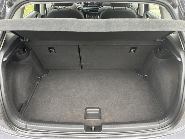 Volkswagen POLO 1.0 TSI Life 15"/Vitual cockpit/Stoelverwarming/PDC v+a/Apple Carplay & Android Auto/DAB/LED