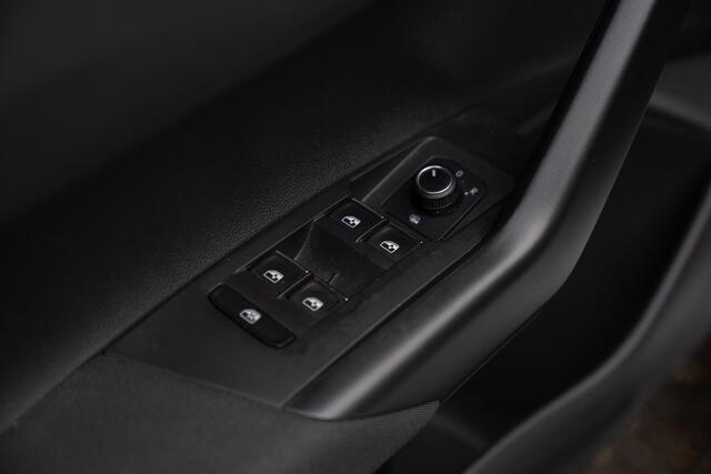 Volkswagen POLO 2.0 TSI GTI 200PK | Pano | ACC | Modus| DCC| Virtual | Led | Carplay | Sfeer |