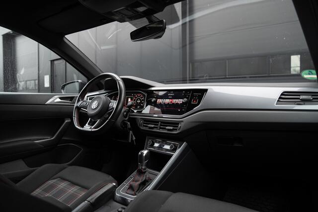 Volkswagen POLO 2.0 TSI GTI 200PK | ACC | Camera | Modus| DCC| Virtual | Led | Carplay | Sfeer | ACC | DCC
