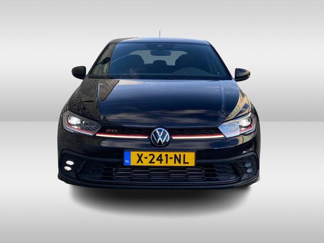 Volkswagen POLO 2.0 TSI 207PK DSG GTI / IQ Led Koplampen / Achteruitrijcamera / Stoelverwarming / Navigatie / 17'' LMV / VW